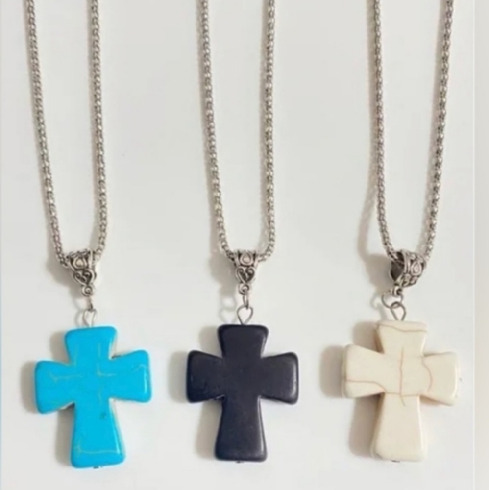 Cross Necklace IVORY stone cross on Silver Chain 2 1/2" extender, lobster clasp. - Picture 10 of 12